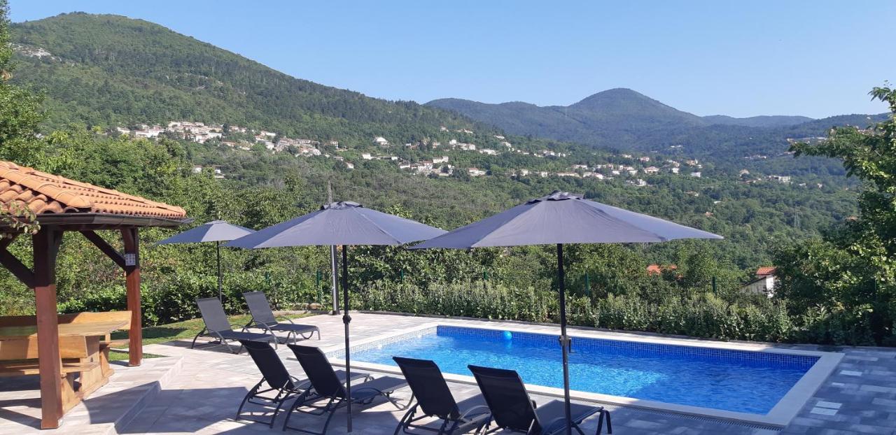 Apartment Opatija 洛夫兰 外观 照片