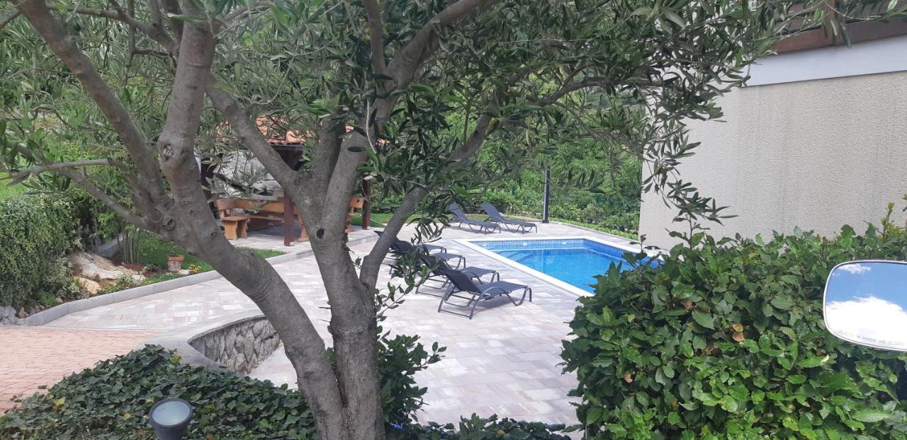 Apartment Opatija 洛夫兰 外观 照片