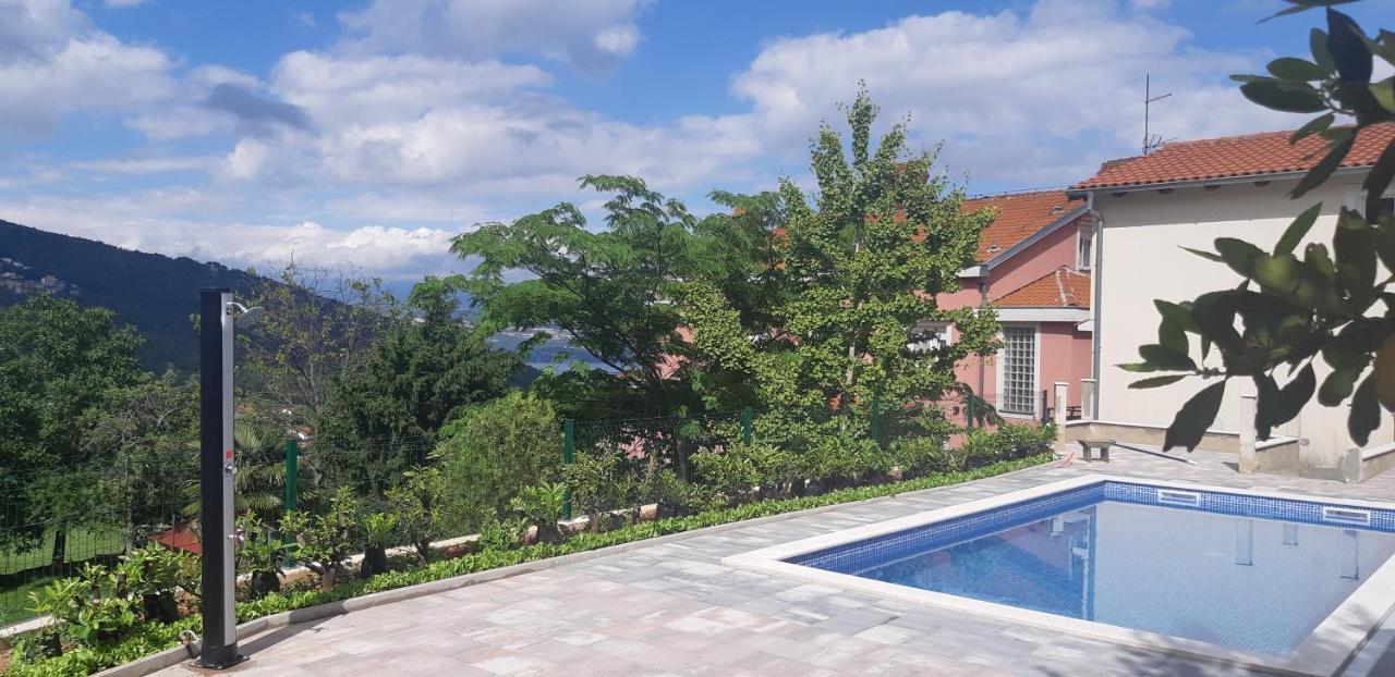 Apartment Opatija 洛夫兰 外观 照片